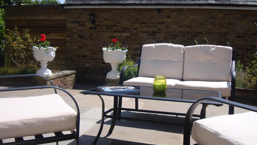 Pinfield Boutique Hotel Hedgerley ภายนอก รูปภาพ